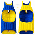 Chaleco impermeable doble faz para perros BeagleBuddy® colores azul y amarillo vista frontal.