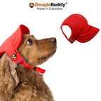 Perro usando gorra para perro BeagleBuddy® color rojo.